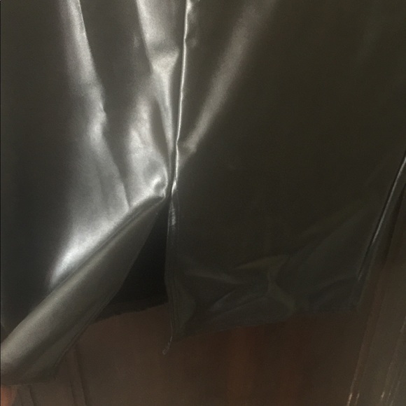 Boohoo skirt - Picture 3 of 4